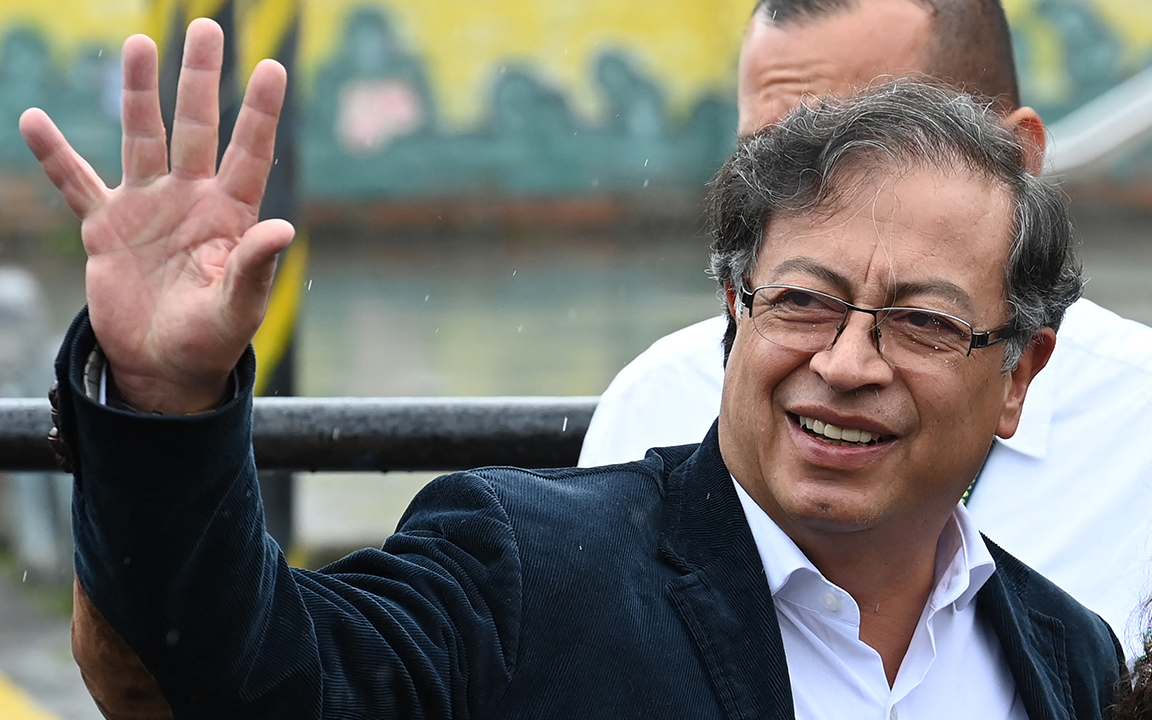 Kolombiya’da seçimi Gustavo Petro kazandı