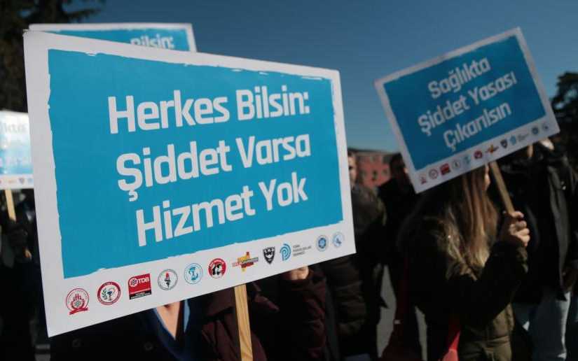 “Her gün en az 2 sağlık emekçisi şiddete uğruyor”