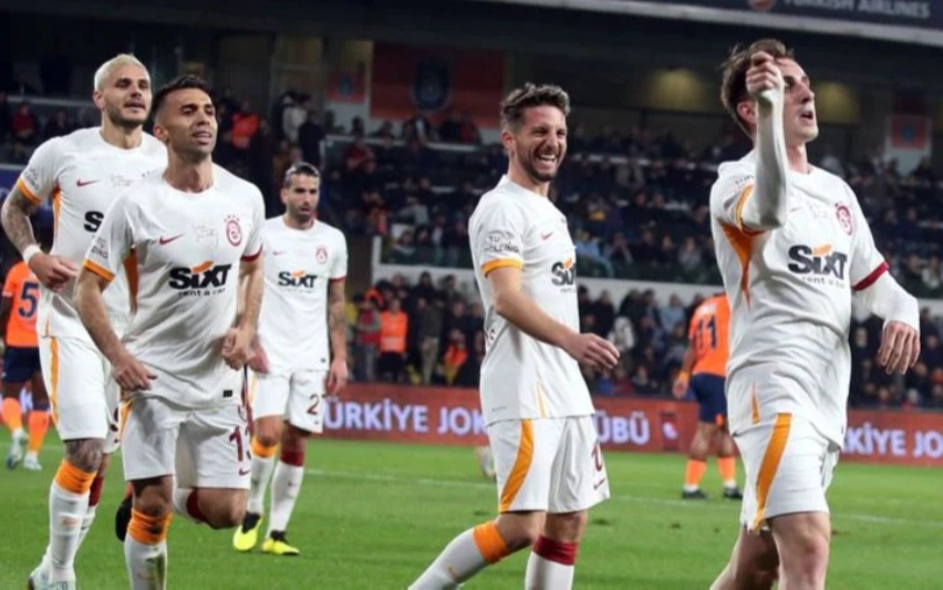 Galatasaray, Başakşehir'i 7 golle geçti!