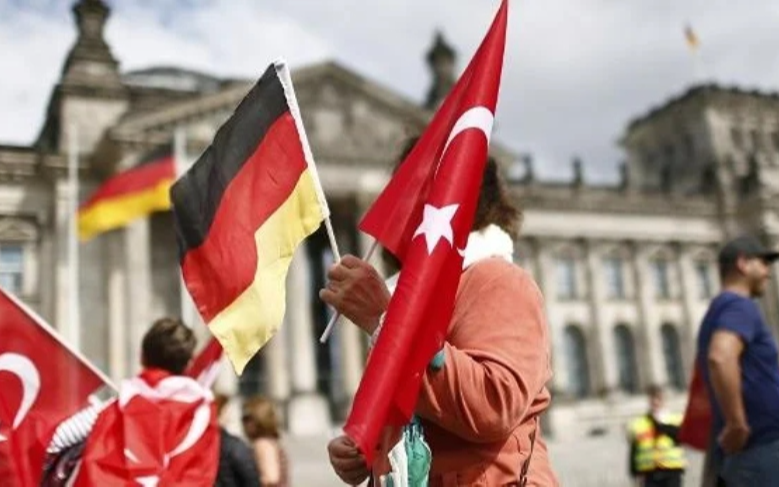 Türkiye’den Almanya’ya iltica başvurusunda rekor artış