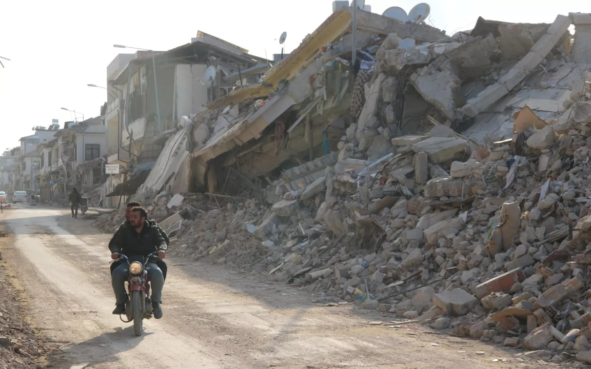 Hatay'da 173 binanın enkazı kaldırılacak