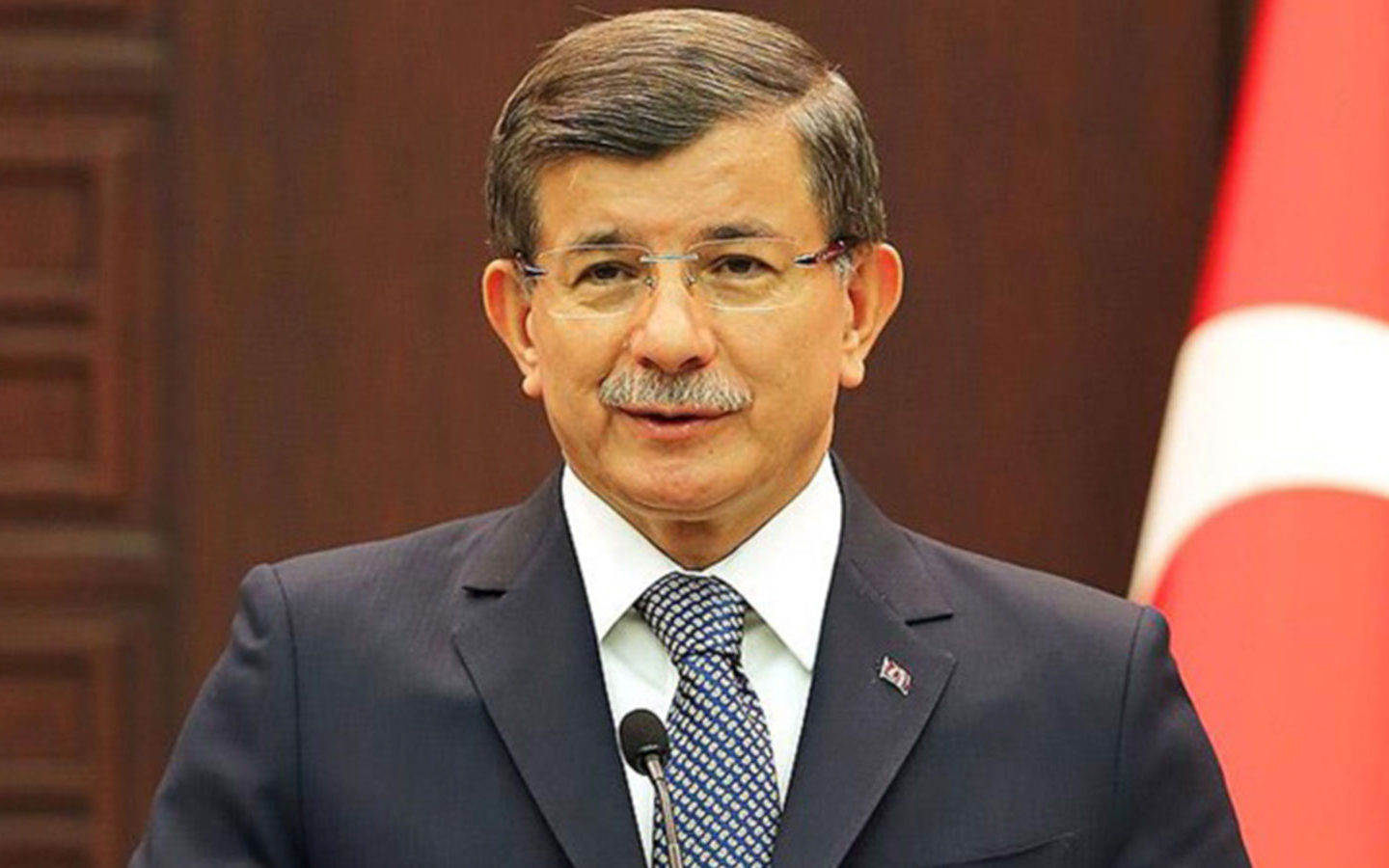 Davutoğlu’ndan parti teşkilatına: ‘Cumhurbaşkanı adayı ve yardımcıları ilan edilecek’