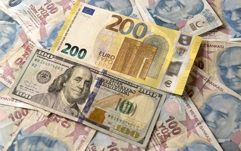 Dolar yine rekor kırdı, euro 23 lirayı aştı!