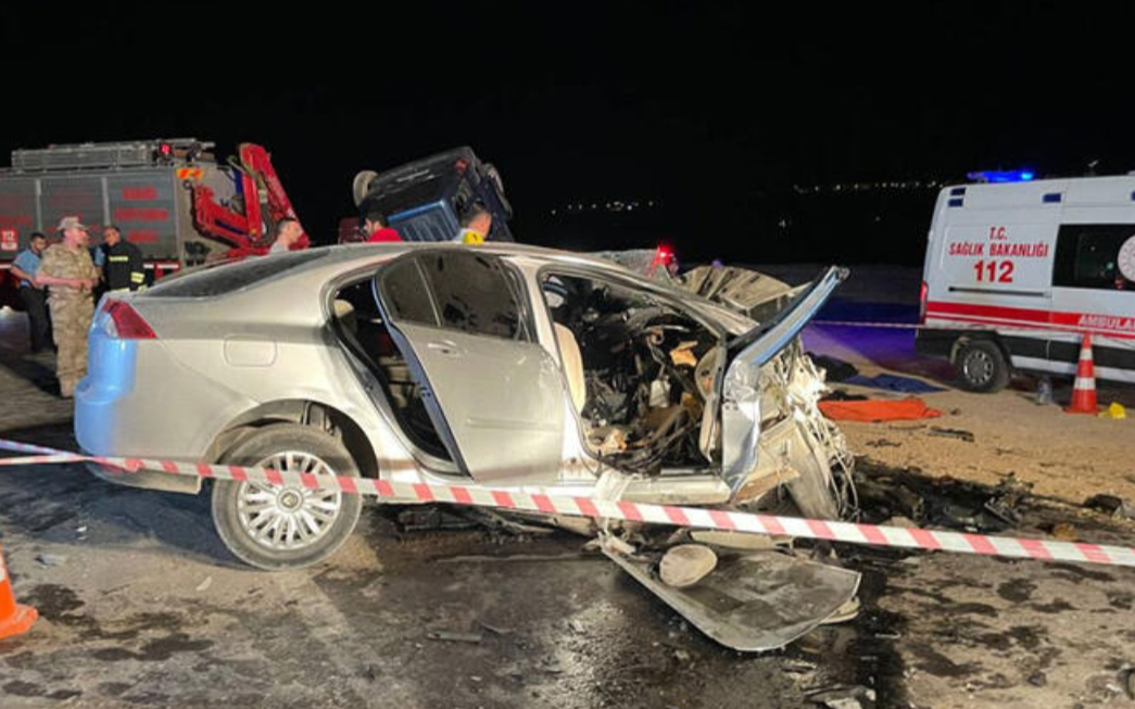 Antep'te trafik kazası: 6 ölü, bir yaralı