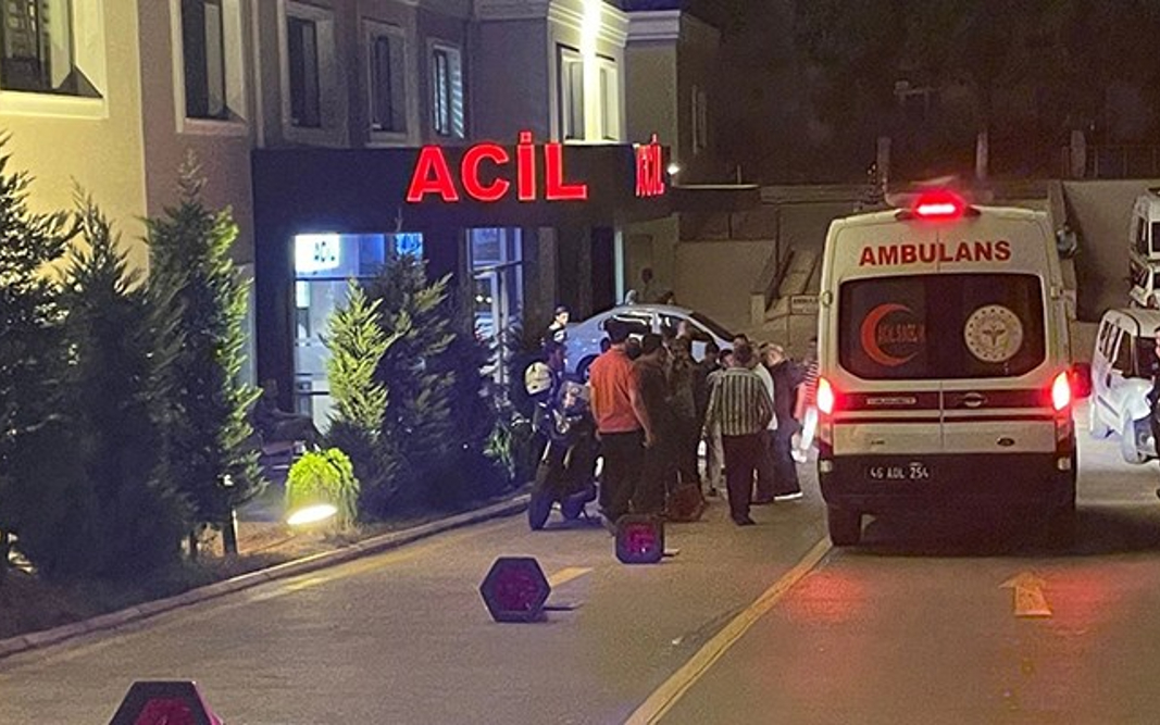 İzmir'de kaza: 4 ölü, 21 yaralı