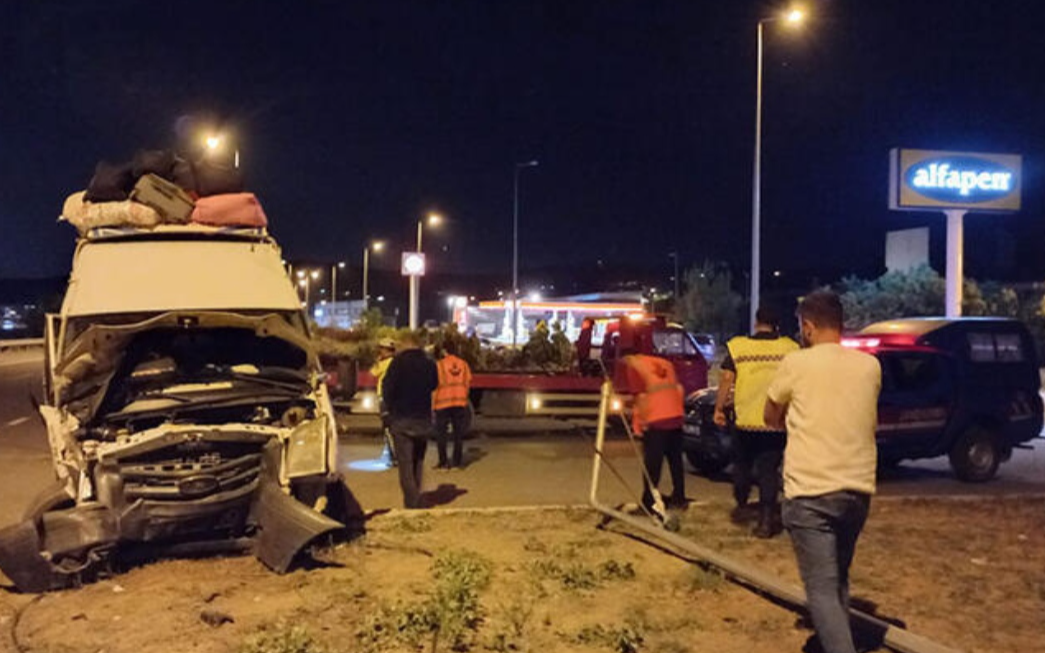 Kayseri'de trafik kazası: 16 yaralı