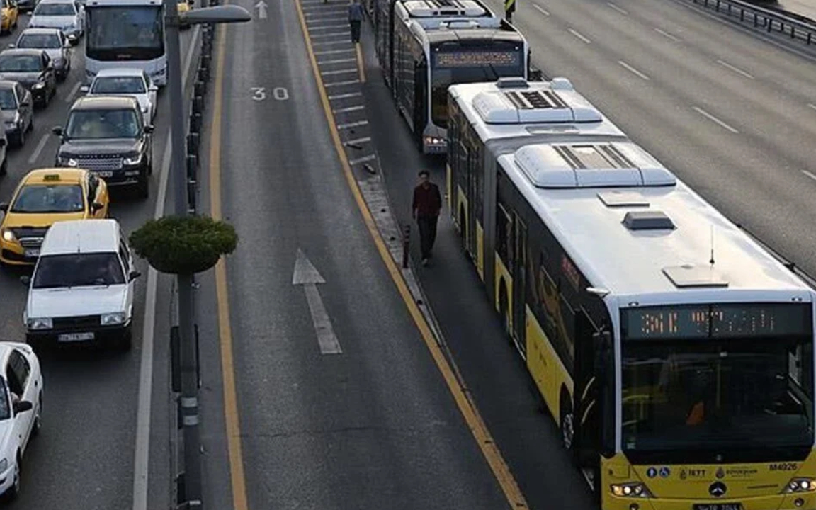 İstanbul’da toplu ulaşım zammı ertelendi