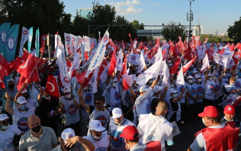 Hükümetin ikinci zam teklifini reddeden Memur-Sen’den 81 ilde eylem kararı