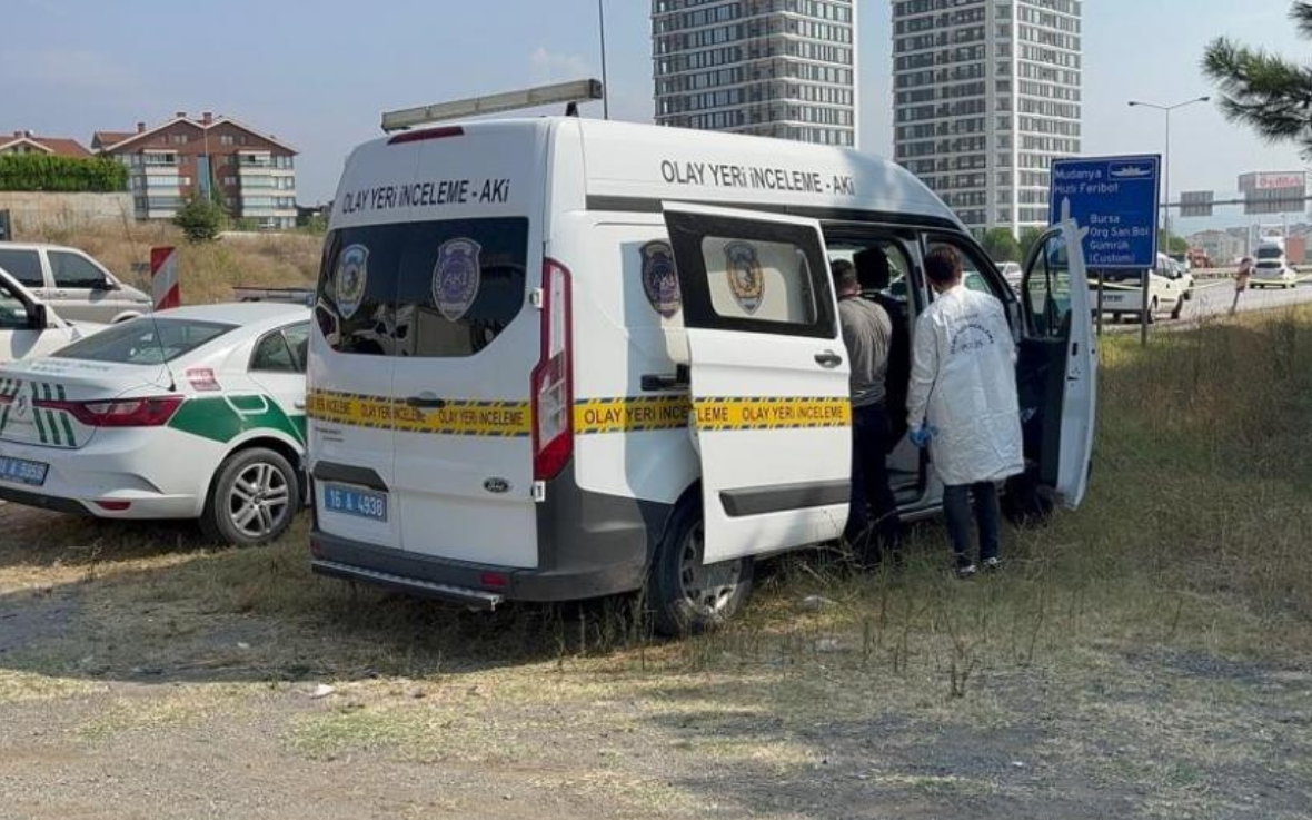 Otoyol kenarında bir kişi ölü bulundu