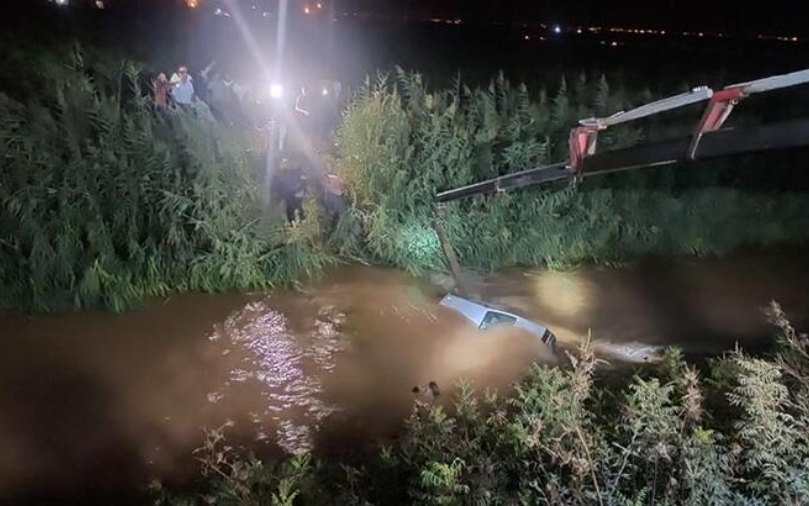 Urfa’da sulama kanalına uçan otomobildeki anne ve 2 çocuğu öldü