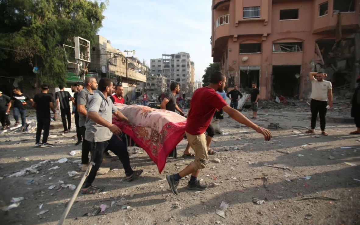 Gazze'de bin 200 kişi hayatını kaybetti