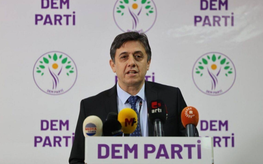 DEM Parti: AKP, taşıdığı asker ve polislerle belediye başkanını belirlemek istiyor