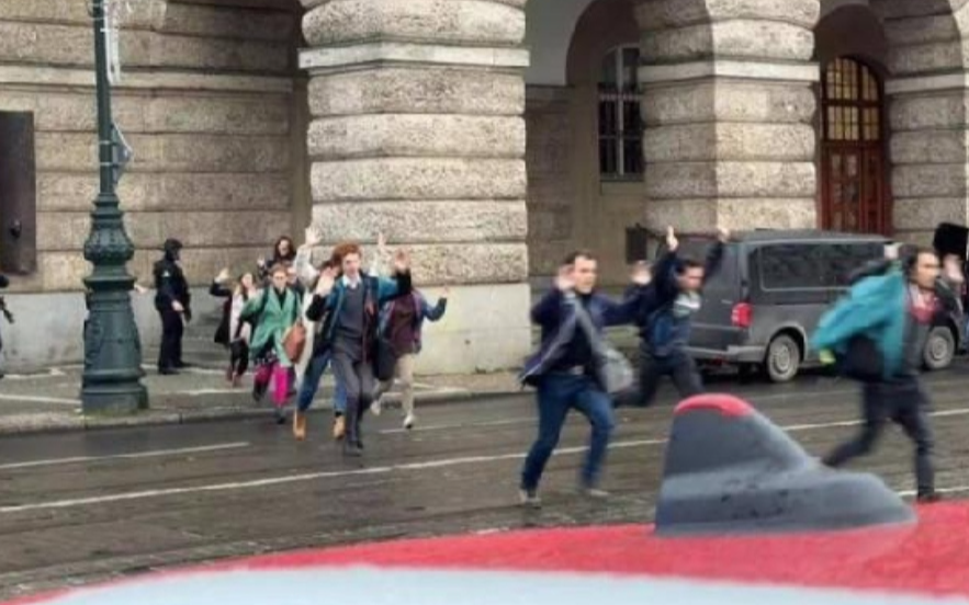 Prag’da üniversitede silahlı saldırı: En az 10 ölü