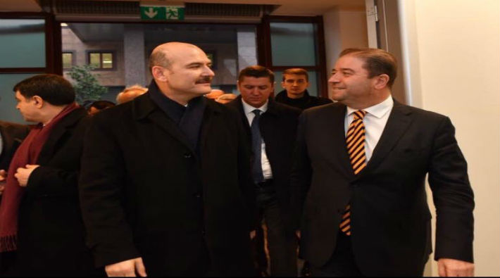 Süleyman Soylu ile fotoğraf paylaşıp yağ çeken CHPli başkan sosyal medyanın gündeminde