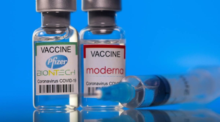 ABD Gıda ve İlaç Dairesi, Pfizer-BioNTech ve Moderna aşılarının üçüncü dozunu onayladı