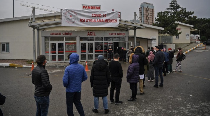 Prof. Dr. Demirhan: Yoğun bakımlardaki 10 hastadan 9'u aşılanmamış kişi